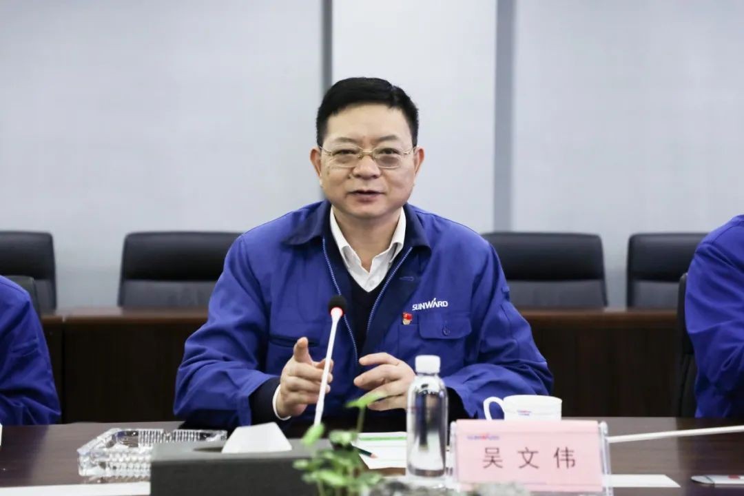 以黨建促業(yè)務(wù)，以業(yè)務(wù)強(qiáng)黨建——青島西海岸公用事業(yè)集團(tuán)考察山河智能