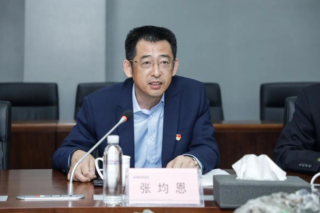 以黨建促業(yè)務(wù)，以業(yè)務(wù)強(qiáng)黨建——青島西海岸公用事業(yè)集團(tuán)考察山河智能