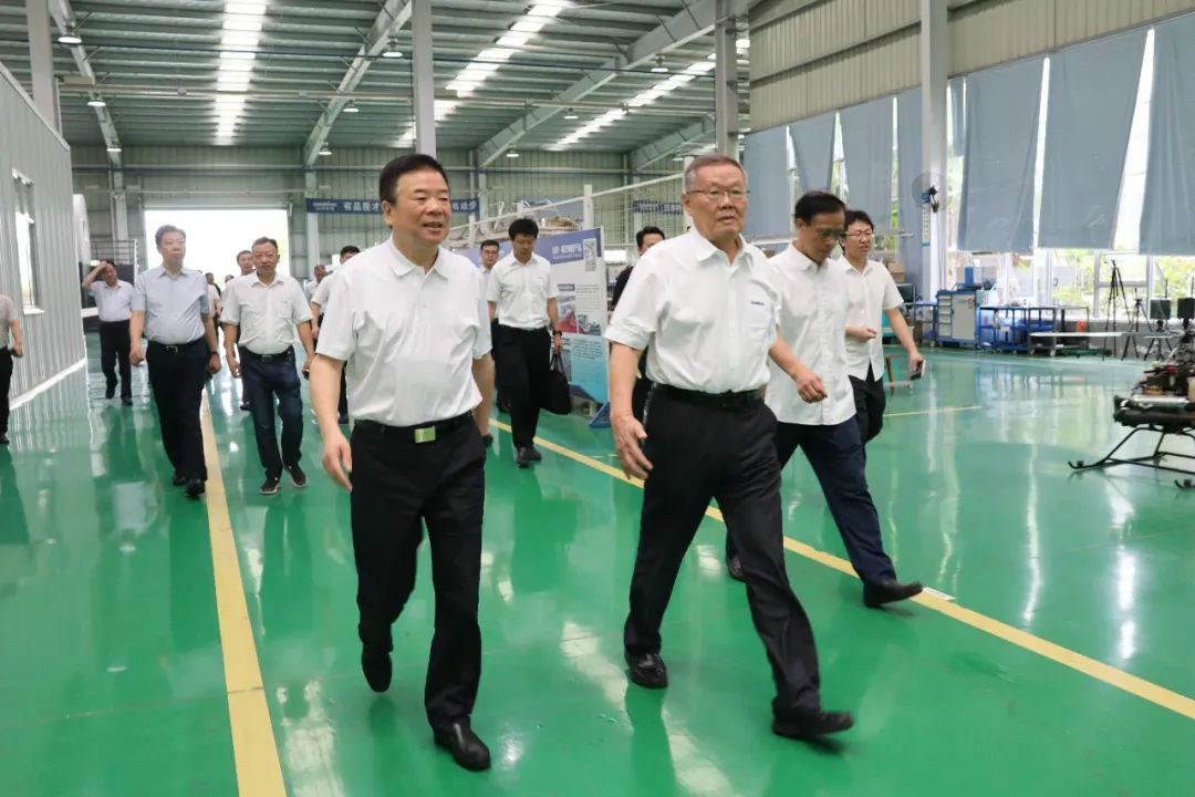 副省長陳飛調研山河航空產業(yè)
