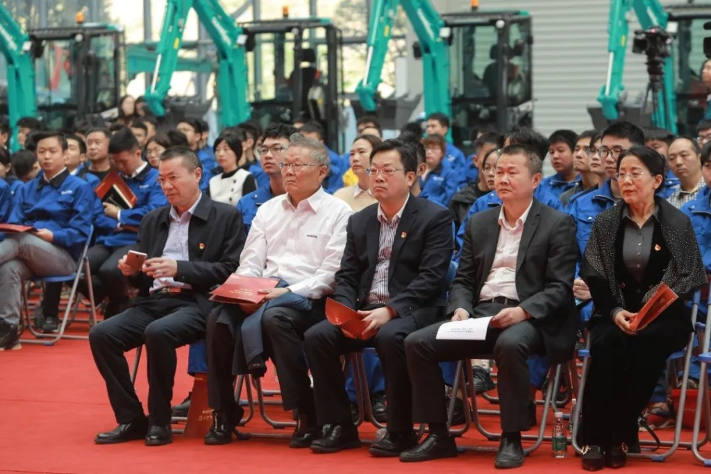“學(xué)習(xí)新思想 長(zhǎng)沙微宣講 就認(rèn)這個(gè)理”專題微宣講在山河智能舉行