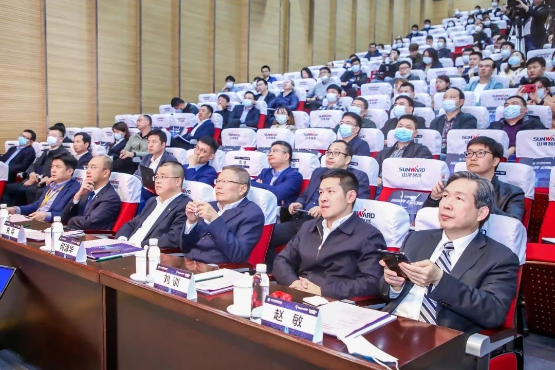 信息技術(shù)與制造業(yè)如何深度融合發(fā)展？行業(yè)大咖云集山河現(xiàn)場(chǎng)論道