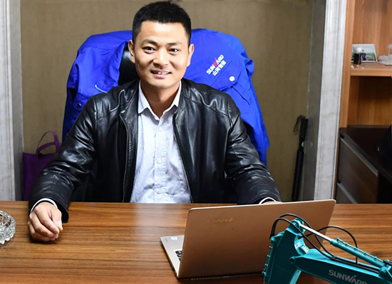 人生浮沉如夢，攜手山河勇攀事業(yè)巔峰