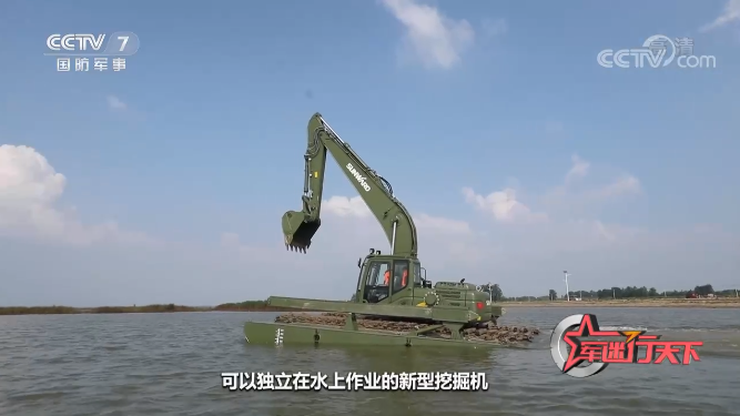 水陸兩用挖掘機亮相央視！山河智能應急救援“猛將”出戰(zhàn)