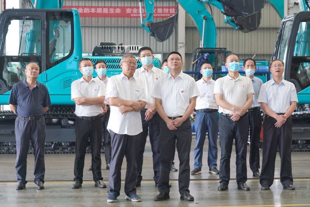 長(zhǎng)沙市委常委、市紀(jì)委書記胡衛(wèi)兵考察調(diào)研山河智能
