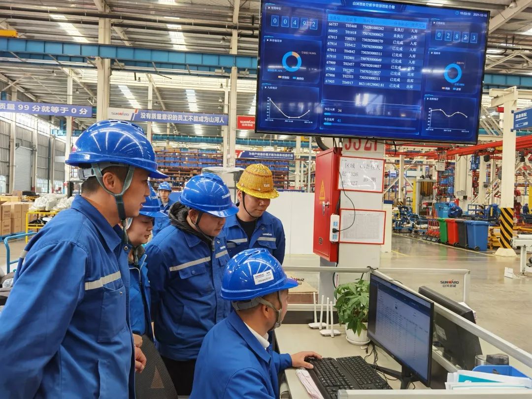 你好 2022！再見 2021！我與山河智能共成長(zhǎng)