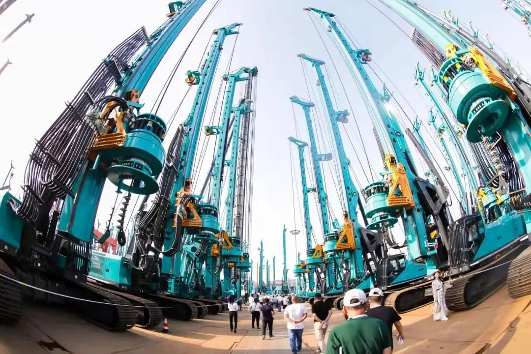 鉆孔直徑7米、鉆孔深度170米！世界最大旋挖鉆機(jī)成功下線