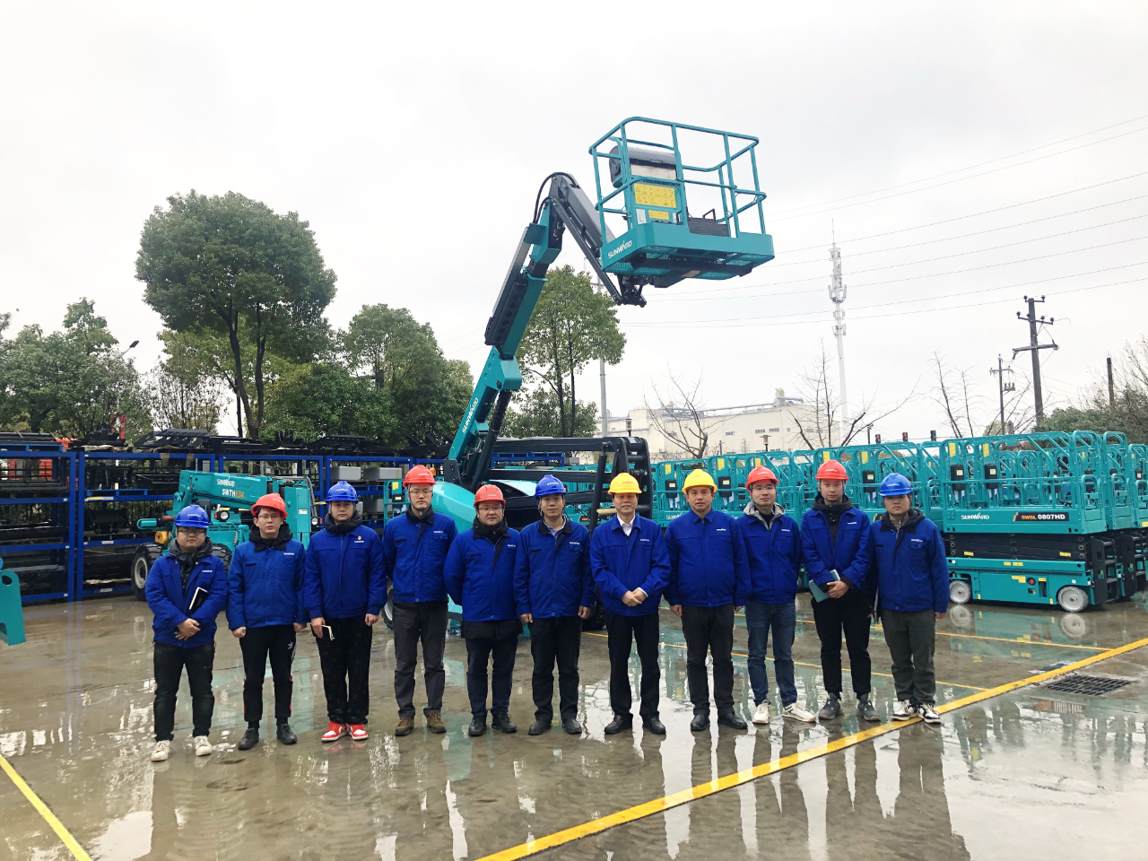 勇闖藍(lán)海！山河智能兩款臂式高空作業(yè)平臺(tái)正式“出道”