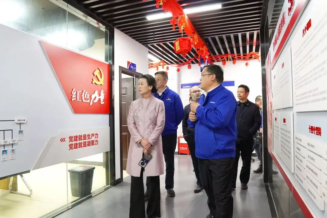 長(zhǎng)沙市總工會(huì)、長(zhǎng)沙經(jīng)開(kāi)區(qū)總工會(huì)一行調(diào)研山河智能