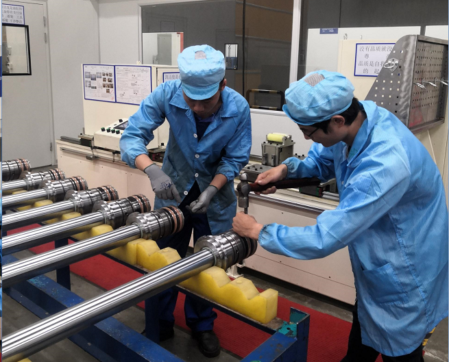 山河工匠 | “浪波”不言苦，甘為“人梯”承大重