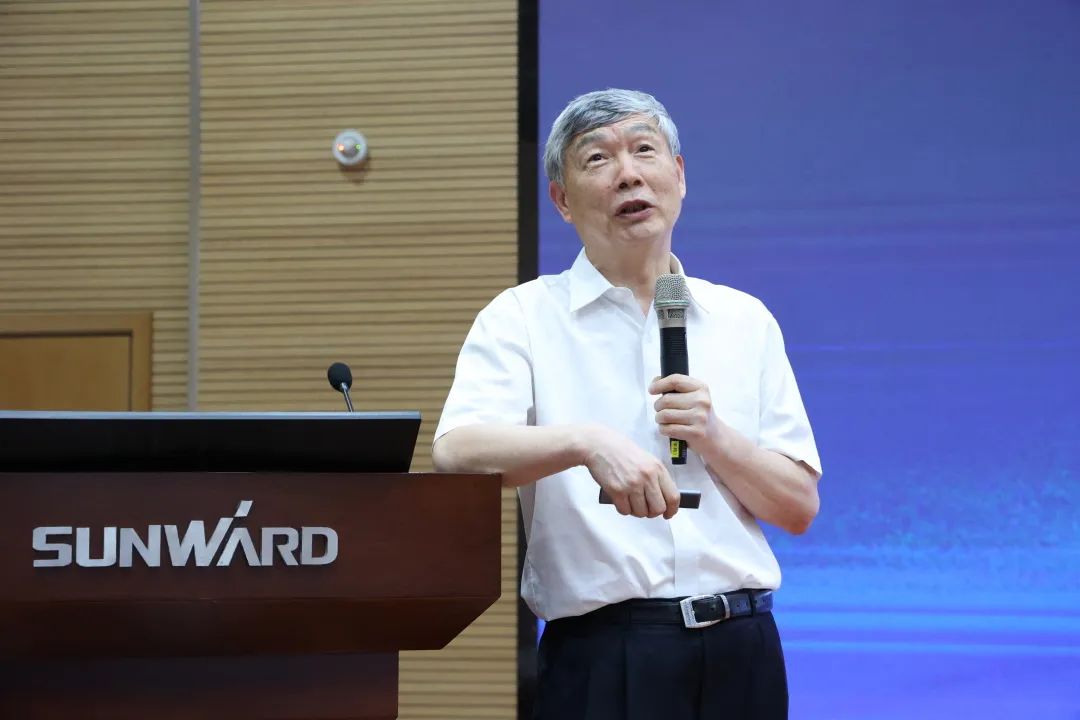 創(chuàng)新引領(lǐng)，智造未來！“2022院士專家長(zhǎng)沙行”高端裝備高質(zhì)量發(fā)展研討會(huì)隆重舉行
