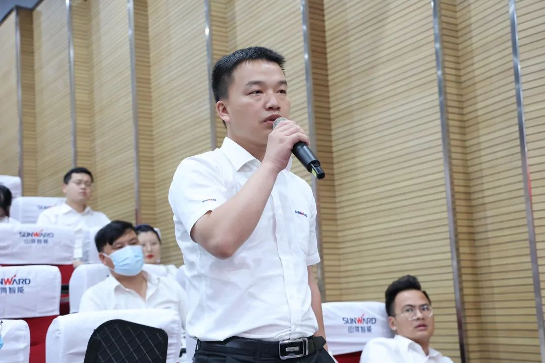 創(chuàng)新引領(lǐng)，智造未來！“2022院士專家長(zhǎng)沙行”高端裝備高質(zhì)量發(fā)展研討會(huì)隆重舉行