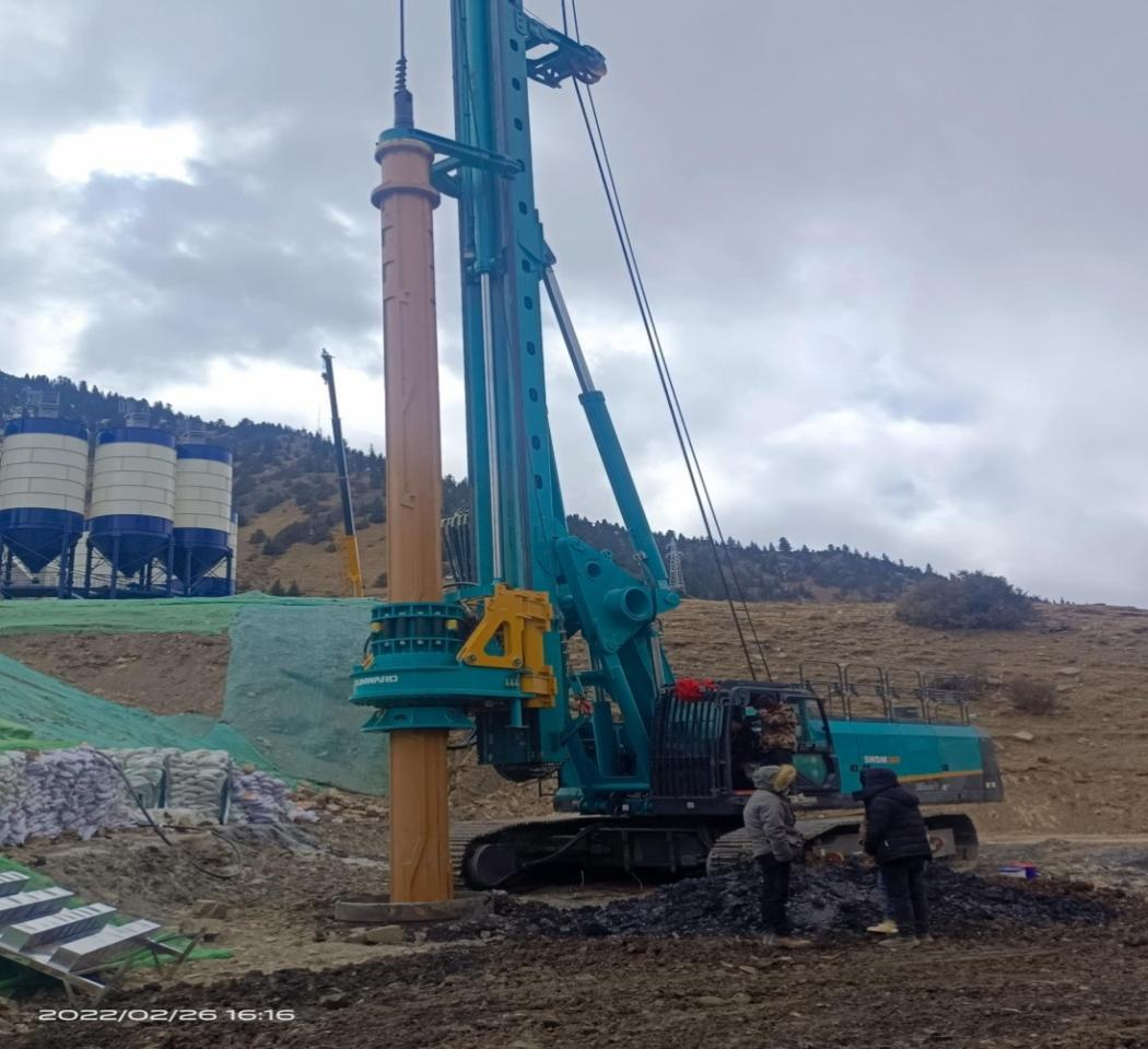 決戰(zhàn)“世界之巔”！山河智能旋挖鉆機實力助建川藏鐵路
