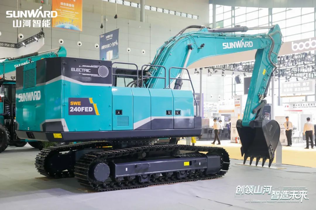 2023 CICEE | 山河智能亮相2023長沙國際工程機械展！智能化、電動化產(chǎn)品站C位