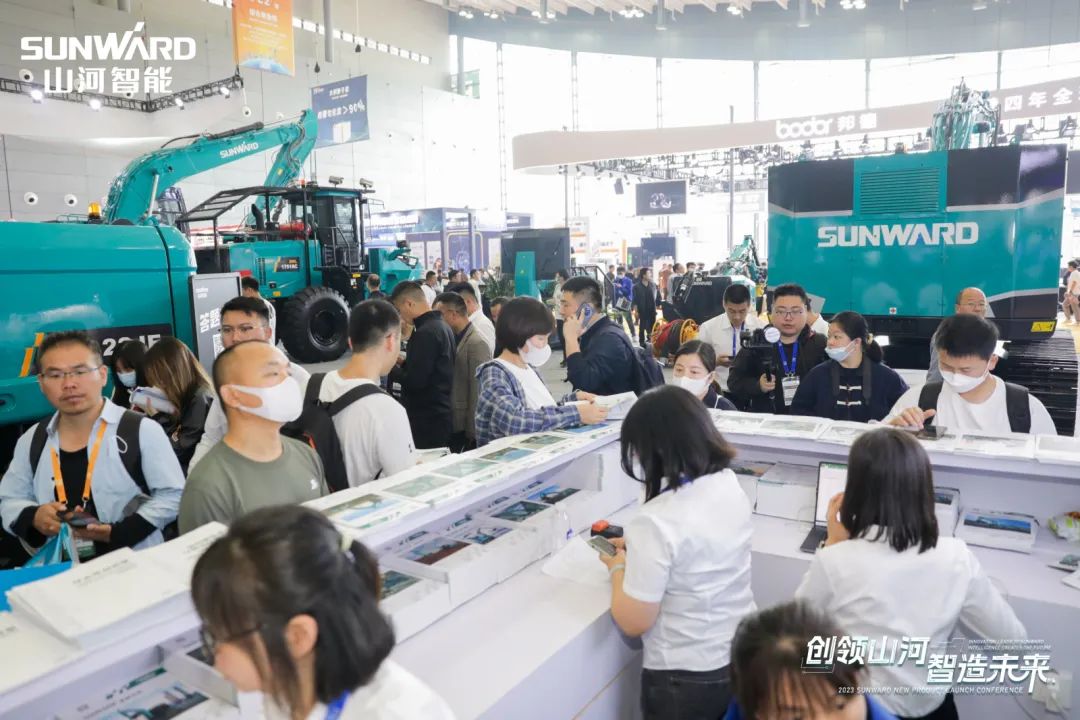 2023 CICEE | 山河智能亮相2023長沙國際工程機械展！智能化、電動化產(chǎn)品站C位