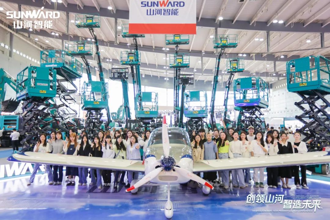 2023 CICEE | 山河智能亮相2023長沙國際工程機械展！智能化、電動化產(chǎn)品站C位