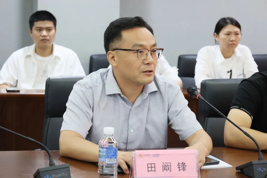 攜手開啟綠色轉(zhuǎn)型之路！山河智能&南京蓋百氏增程式電動旋挖鉆機簽約儀式成功舉辦