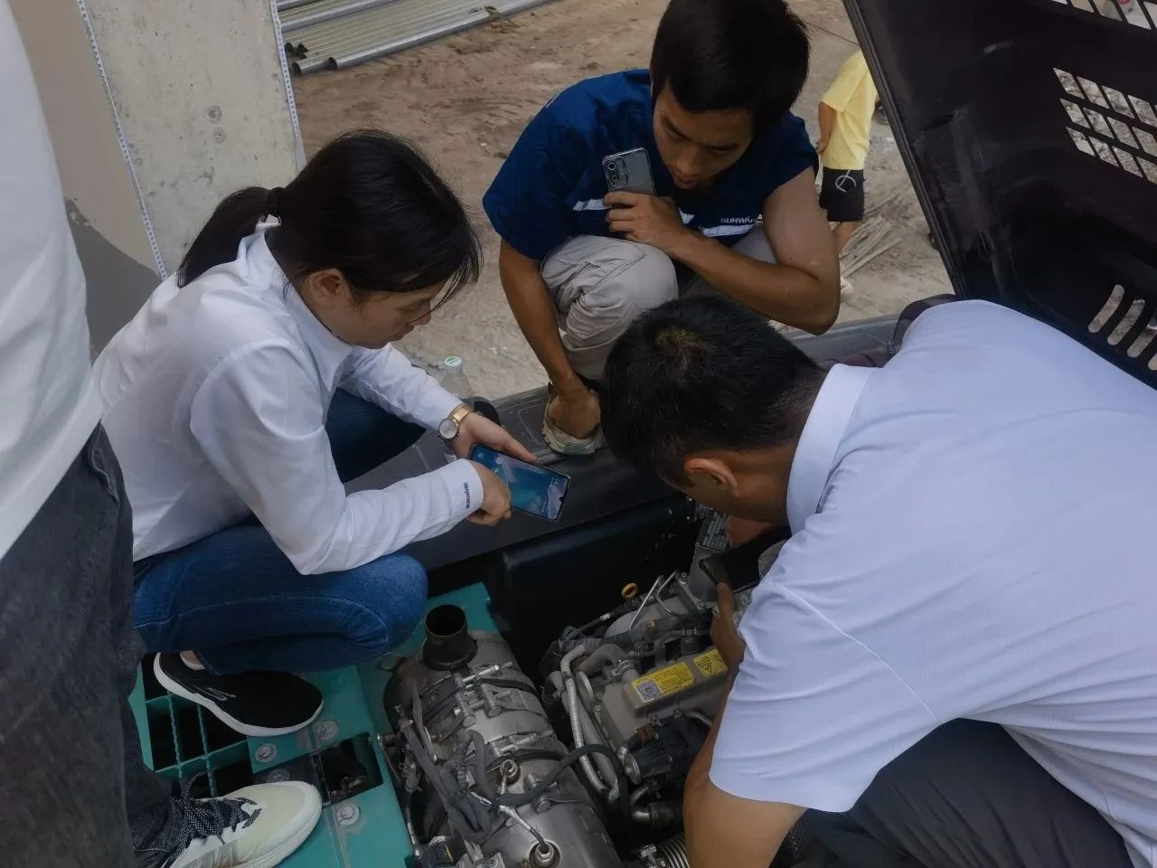 步履不停，服務(wù)不止！山河智能挖掘機(jī)服務(wù)萬里行火熱進(jìn)行中