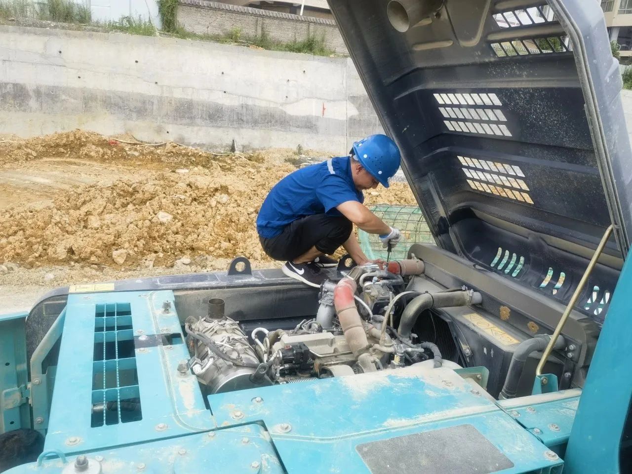 步履不停，服務(wù)不止！山河智能挖掘機(jī)服務(wù)萬里行火熱進(jìn)行中