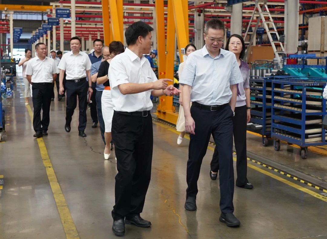 長沙市人民政府副市長、市工商聯(lián)主席康鎮(zhèn)麟調(diào)研山河智能