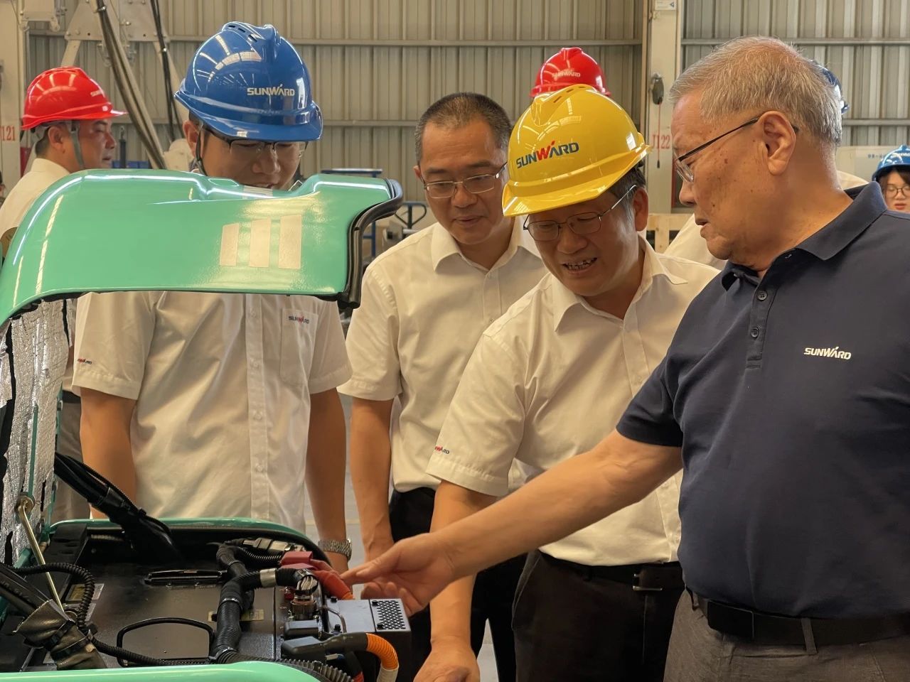 小身材，大能量！山河智能最小純電動液壓挖掘機成功下線
