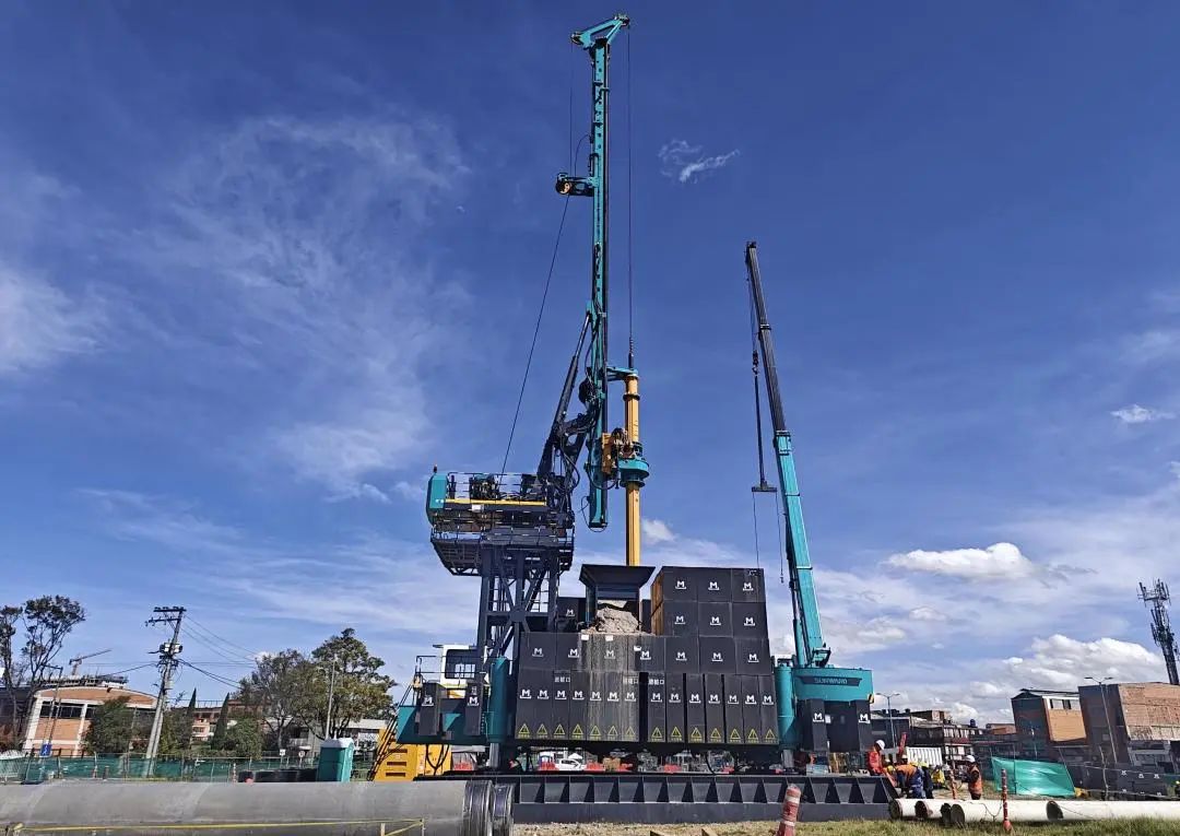 展現(xiàn)“中國制造”硬實力！山河智能PDP工法鉆機助建波哥大地鐵項目