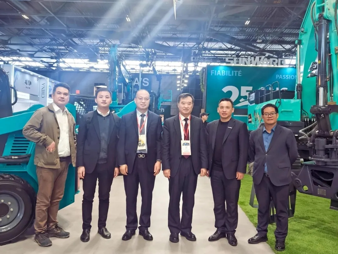 贏戰(zhàn)INTERMAT 2024！山河智能土方機械深耕全球高端市場