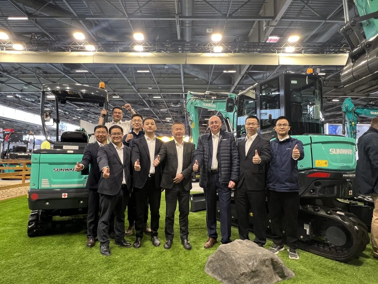 贏戰(zhàn)INTERMAT 2024！山河智能土方機械深耕全球高端市場