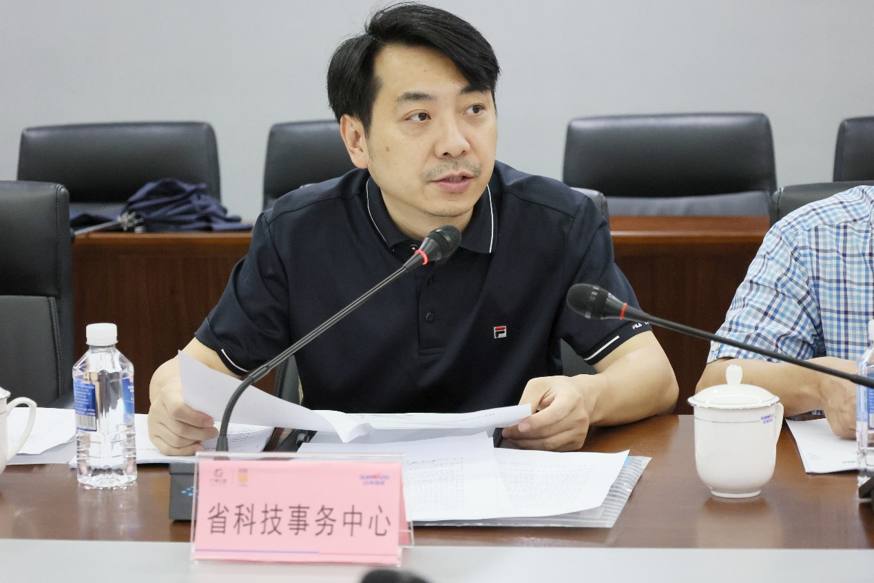 山河智能“超大型油氣管道綠色成套施工裝備”項(xiàng)目順利通過(guò)驗(yàn)收！