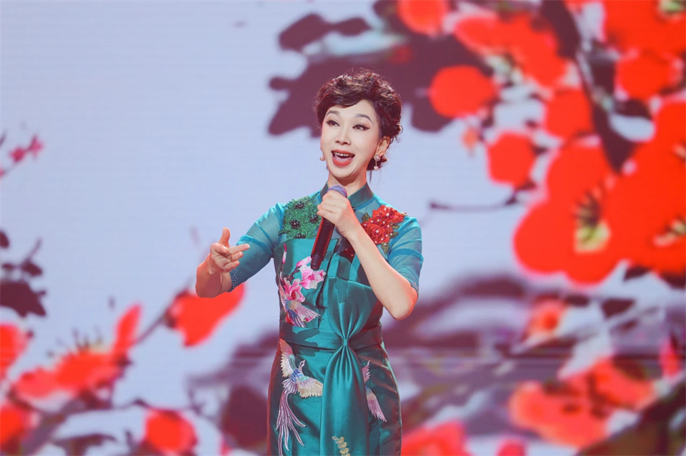 創(chuàng)新引領(lǐng)價值 理想成就未來——慶祝山河智能成立25周年表彰大會暨文藝晚會隆重舉行