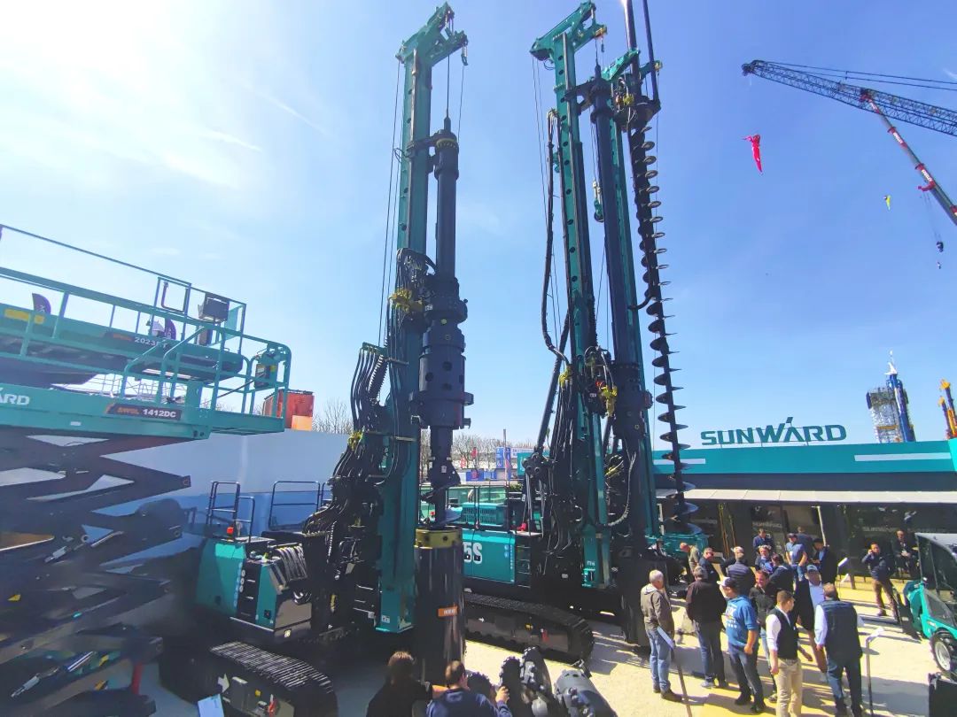 Bauma 2025 | 高端定制！山河智能Pro系列旋挖鉆機(jī)燃爆全場(chǎng)