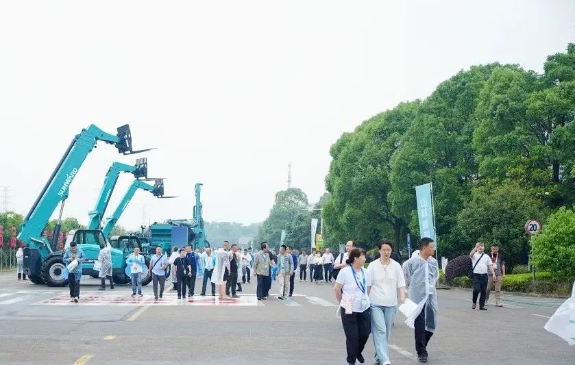 2025 CICEE | 為客戶創(chuàng)造價值，山河智能客戶交流會圓滿舉辦